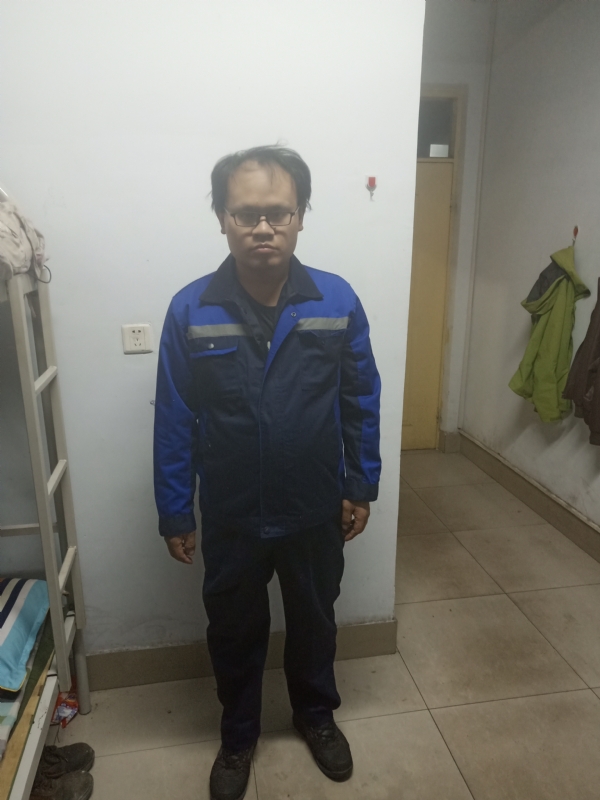 黄俊的第一张照片--邹平闪婚服务中心